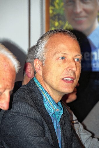 Bürgermeisterkandidat Götz Beckenbauer stellte sich in Schlächtenhaus vor.