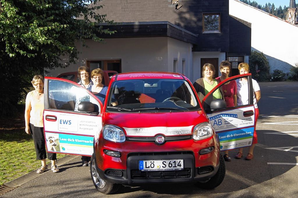 Schönau: Neues Fahrzeug für die   Sozialstation