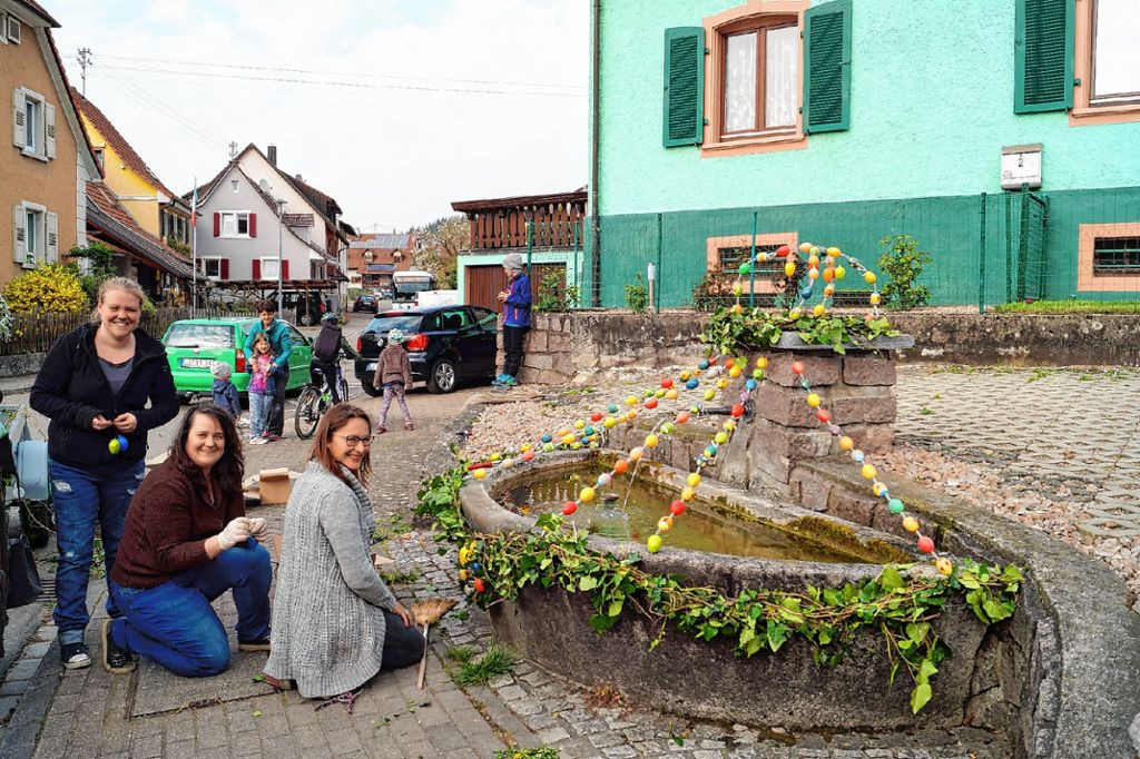 Schliengen: Das Team der Dorfweihnacht sorgt auch für farbenfrohe Ostern