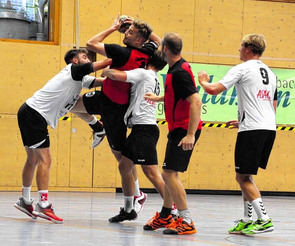 Handball: Nach oben oder unten: In welche Richtung geht’s