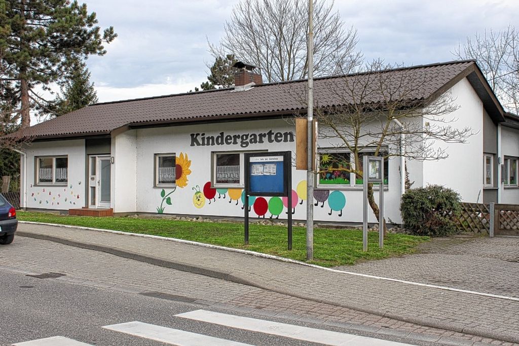 Bad Bellingen: Abbruch   des alten Kindergartens