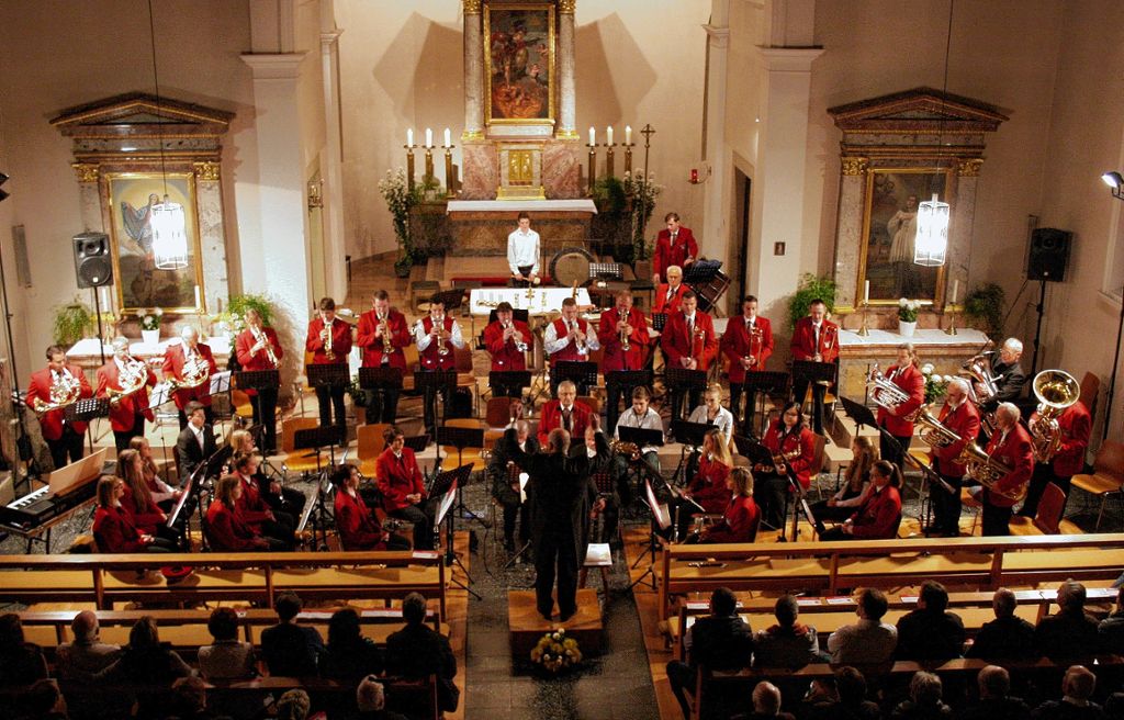 Efringen-Kirchen: Neuer Dirigent verleiht Esprit