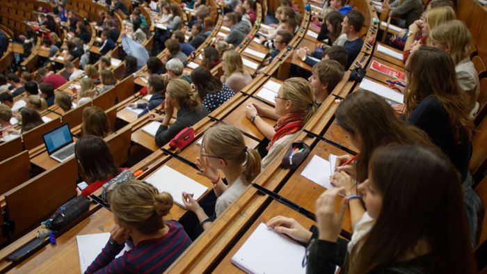 Hochschulen: KMK rechnet mit Anstieg der Studienanfänger bis 2035