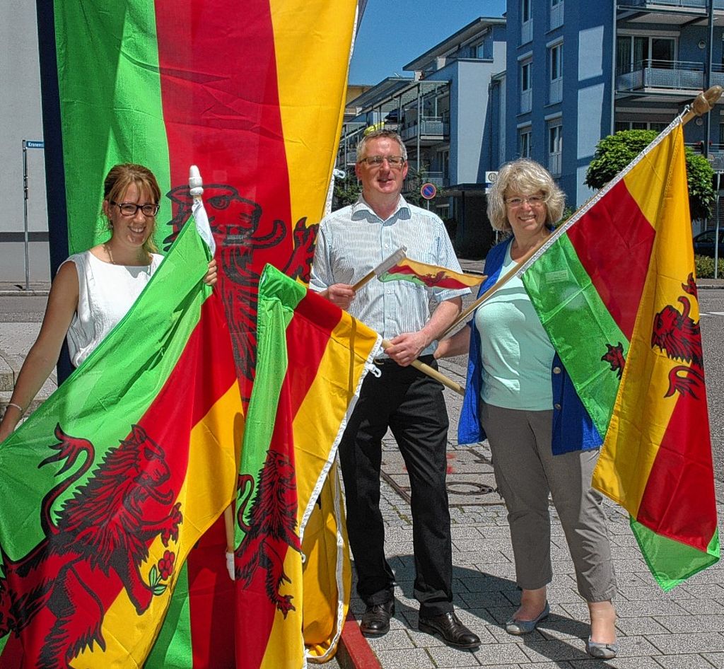Rheinfelden: Rheinfelden zeigt neue Stadtflagge