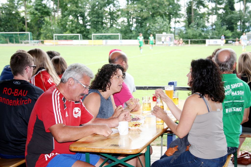 Efringen-Kirchen: Mittendrin im einwöchigen Fußball-Sommerfest