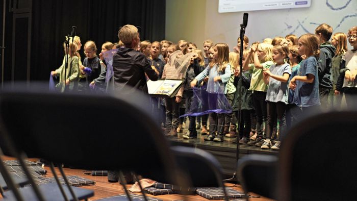 Lörrach: Junge Chorsänger und ihre Heldinnen
