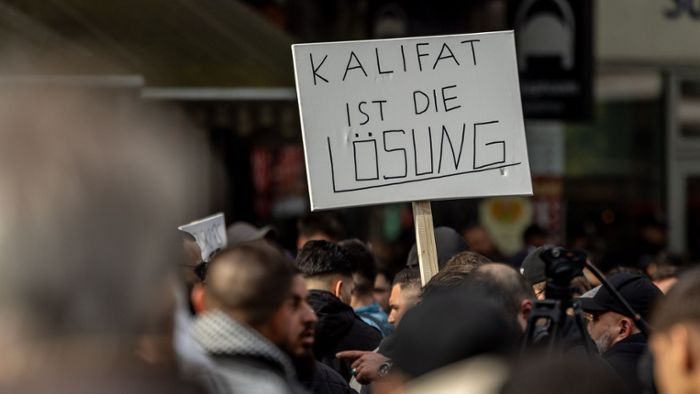 Extremismus: Nach Islamisten-Demo in Hamburg Konsequenzen gefordert