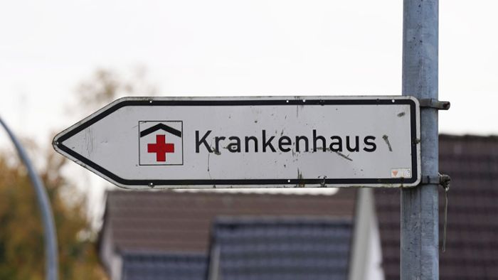 Gesundheitswesen: Lauterbach will Klinikreform trotz Differenzen vorantreiben