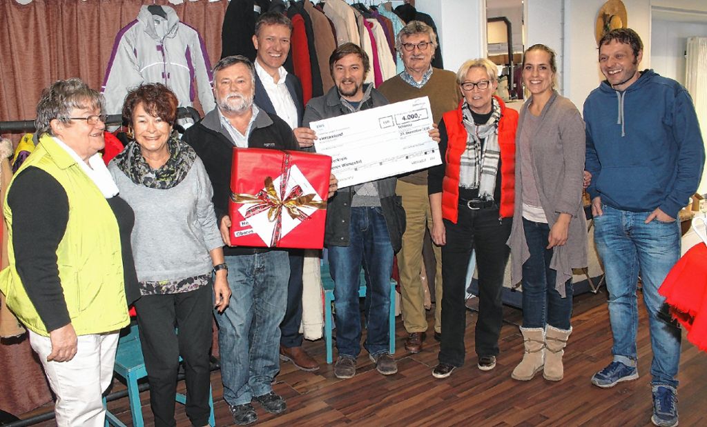Schönau: 4000 Euro für den Helferkreis
