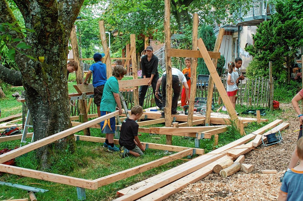 Schopfheim: Kleine Handwerker bauen ein Häuschen