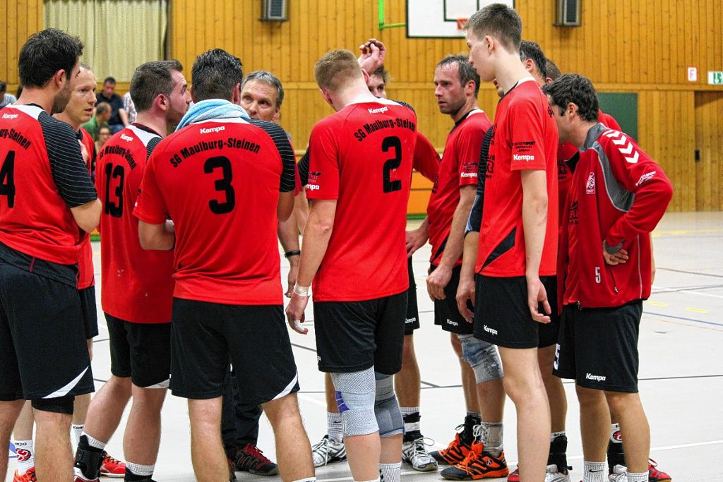 Handball: Eine Halbzelt lang ebenbürtig