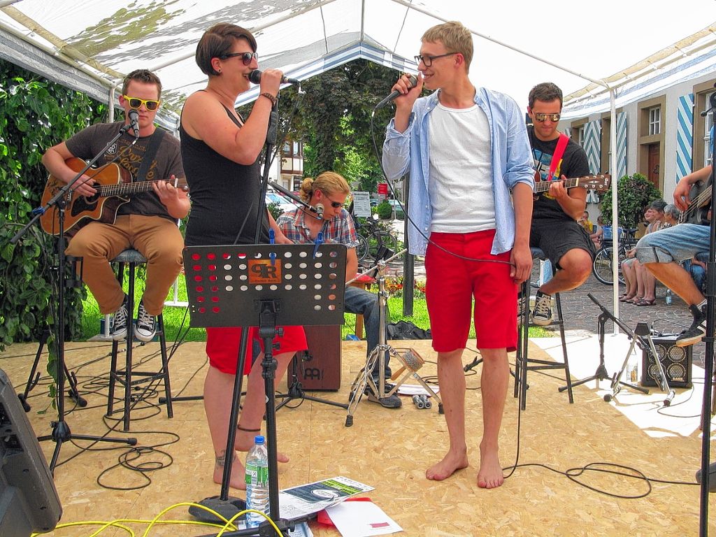 Bad Bellingen: Junge Band begeistert 200 Zuhörer