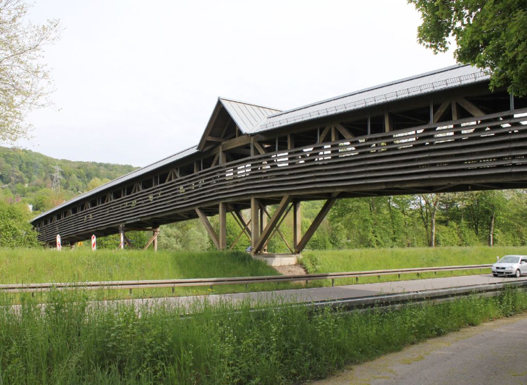 Lörrach: Anmeldung für Besichtigung der neuen Holzbrücke