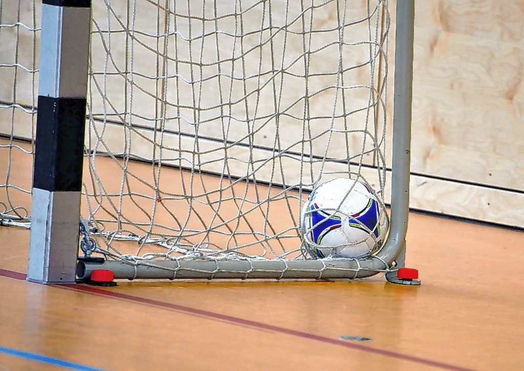 Fußball: Zwölf Teams kämpfen um den Futsal-Titel