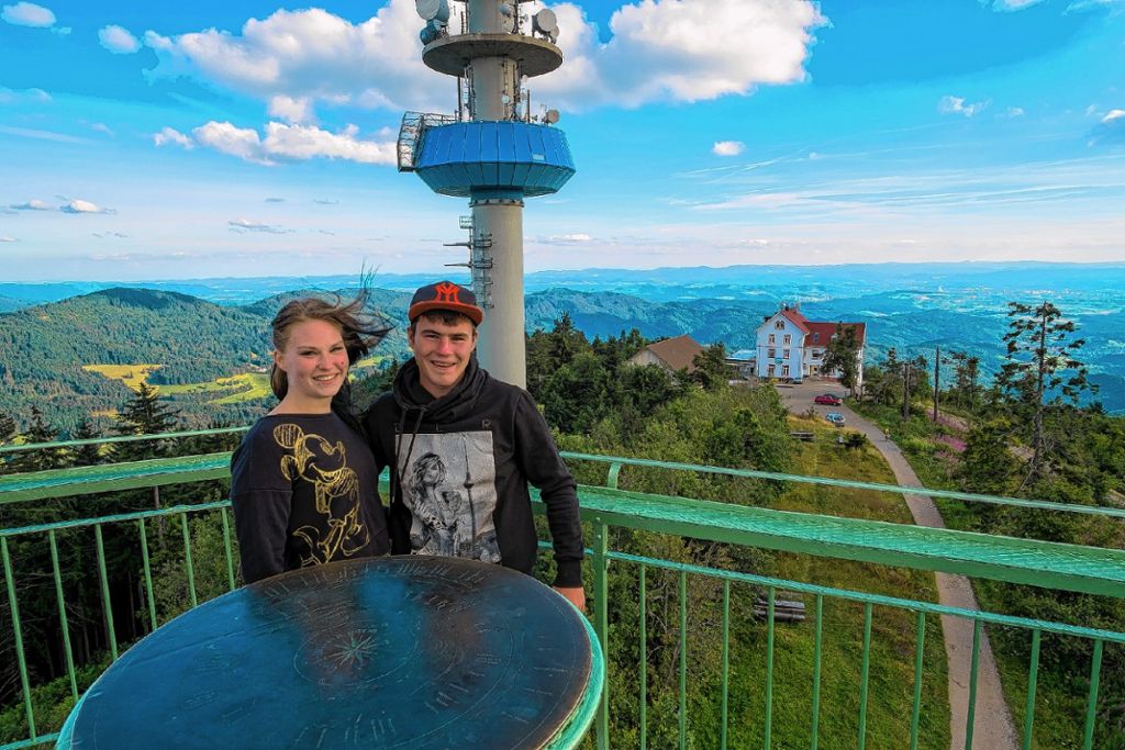 Badenweiler: Blauenturm nach Renovierung wieder geöffnet