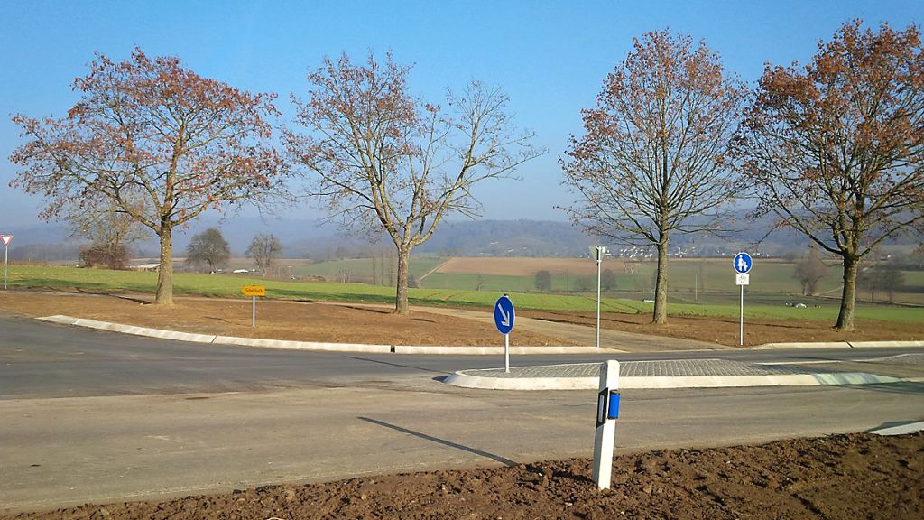 Schallbach: Neue Überquerungshilfe für den Rad- und Fußverkehr in Schallbach