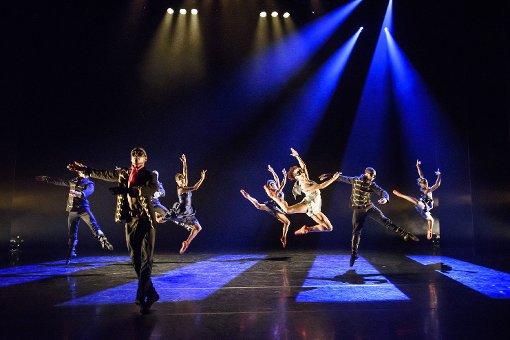 Szene aus der Tanzsho von „Ballet Black“                                                      Foto: Ballet Black, 2015. Photography by Bill Cooper Foto: Die Oberbadische