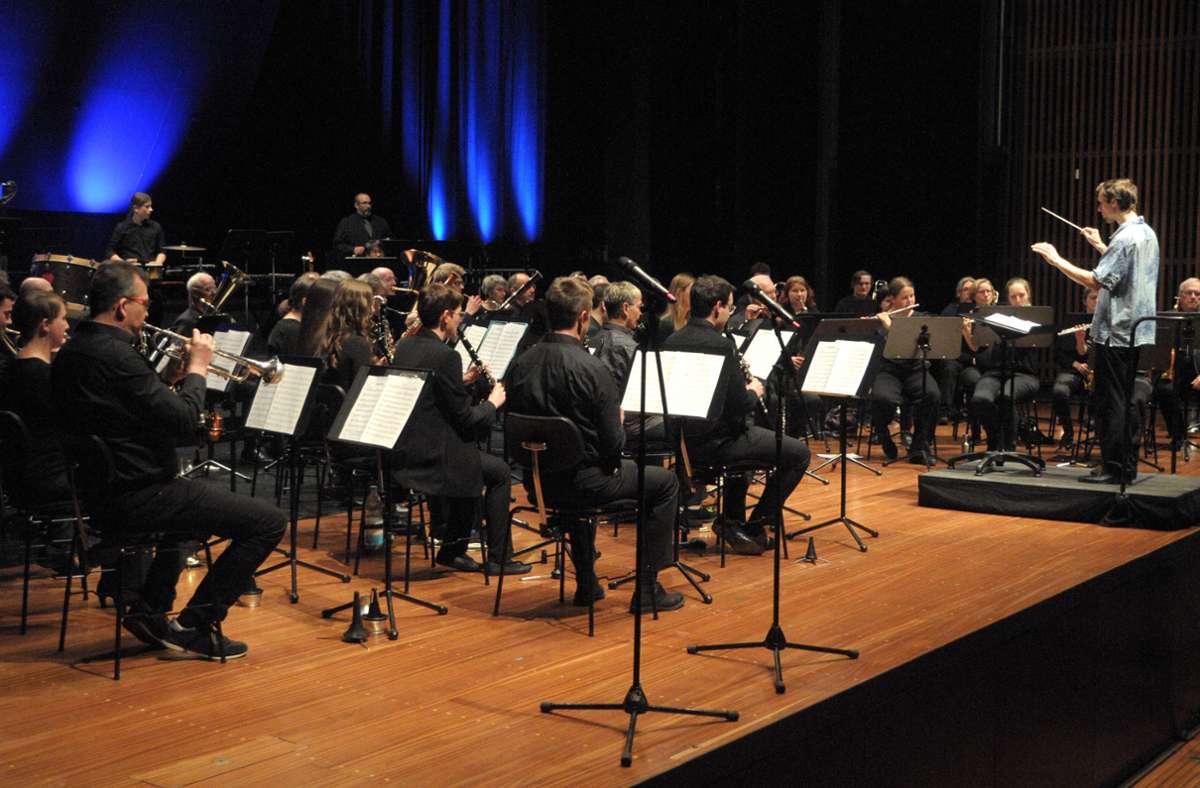 Lörrach: Stadtmusik Lörrach überzeugt beim Auftritt im Burghof