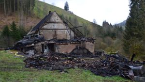 Hoher Sachschaden: Großfeuer in Böllen zerstört Wohnhaus