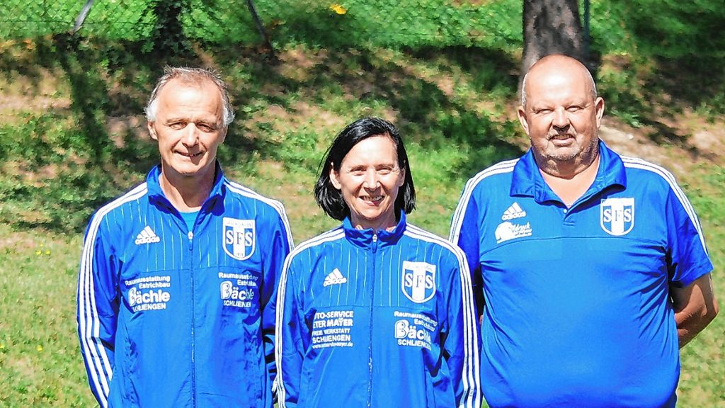 Neuenburg: Trainerteam verlängert
