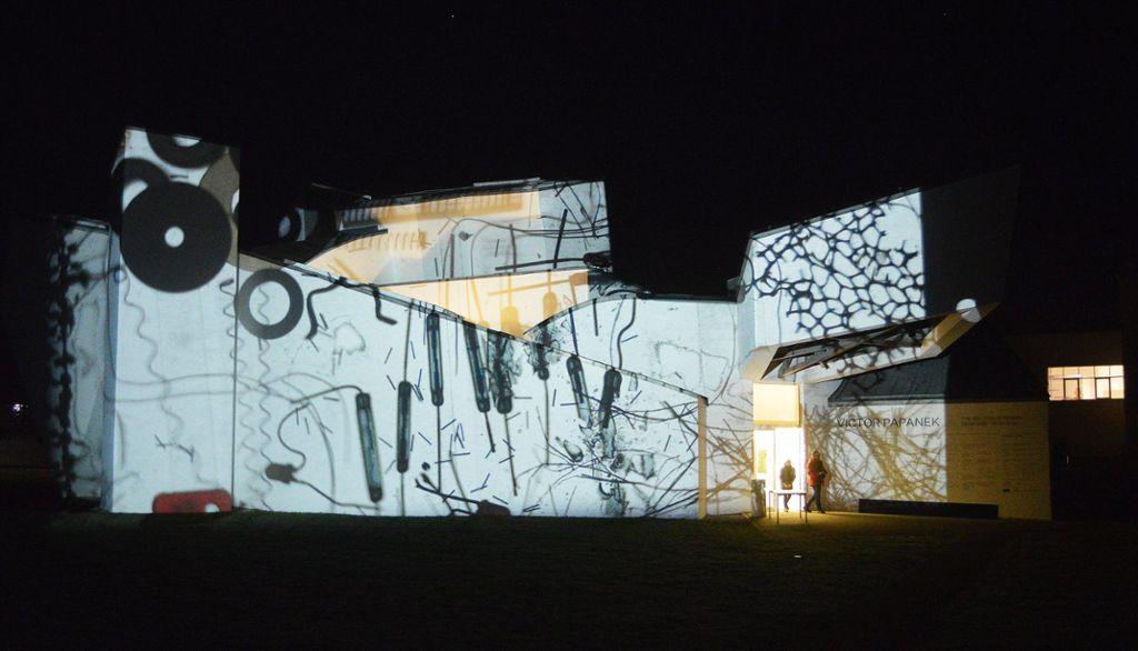 Weil am Rhein: Museumsnacht mit dem Vitra-Design-Museum: Licht und Schatten des Materials