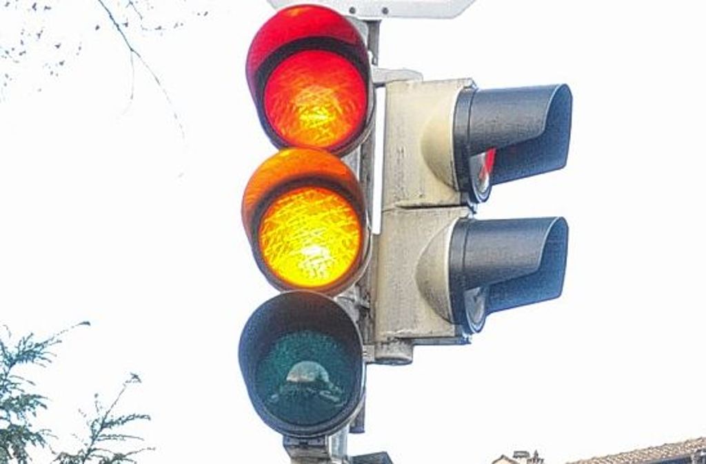 Lörrach : Zehn Fahrer missachten Rotlicht