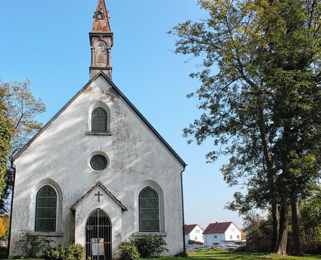 Rheinfelden: Blick auf Kapelle freier machen