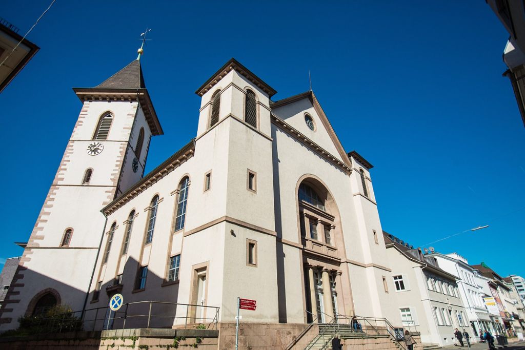 Lörrach: Stadtkirche: „Renovieren oder schließen“