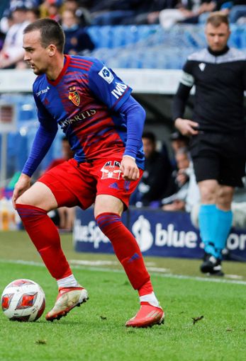 Liam Millar erzielt die Führung des FC Basel im Spitzenkampf. Foto: Grant Hubbs