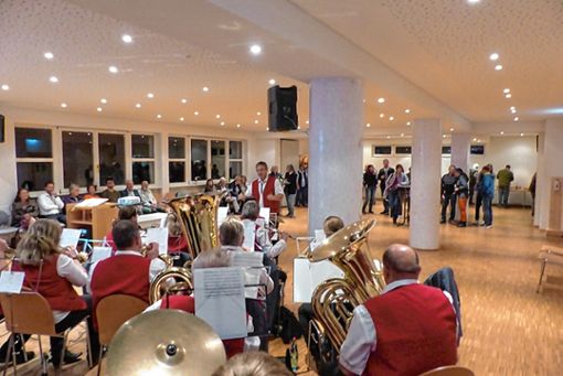 Der Musikverein „Edelweiß“ begleitete den Abend musikalisch. Foto: Rolf Mück