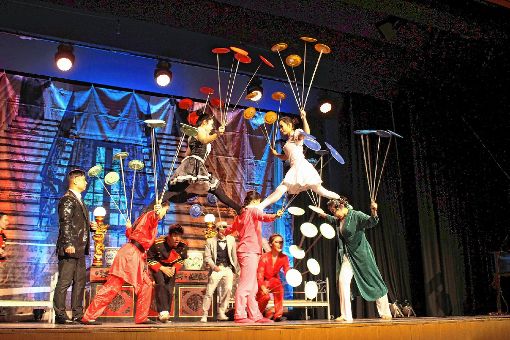 Eine faszinierende Show voller Akrobatik und Körperbeherrschung bot der Chinesische Nationalzirkus in der Stadthalle.  
Fotos: Anja Bertsch Foto: Markgräfler Tagblatt
