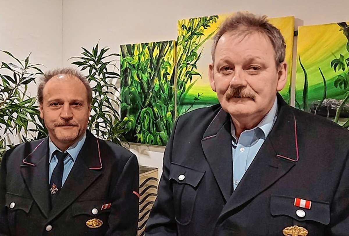 Martina Mascha (links) und Bernd Langendorf engagieren sich seit 40 Jahren ehrenamtlich bei der Elbenschwander Wehr.                                                                                                                                                                                                              Foto: zVg
