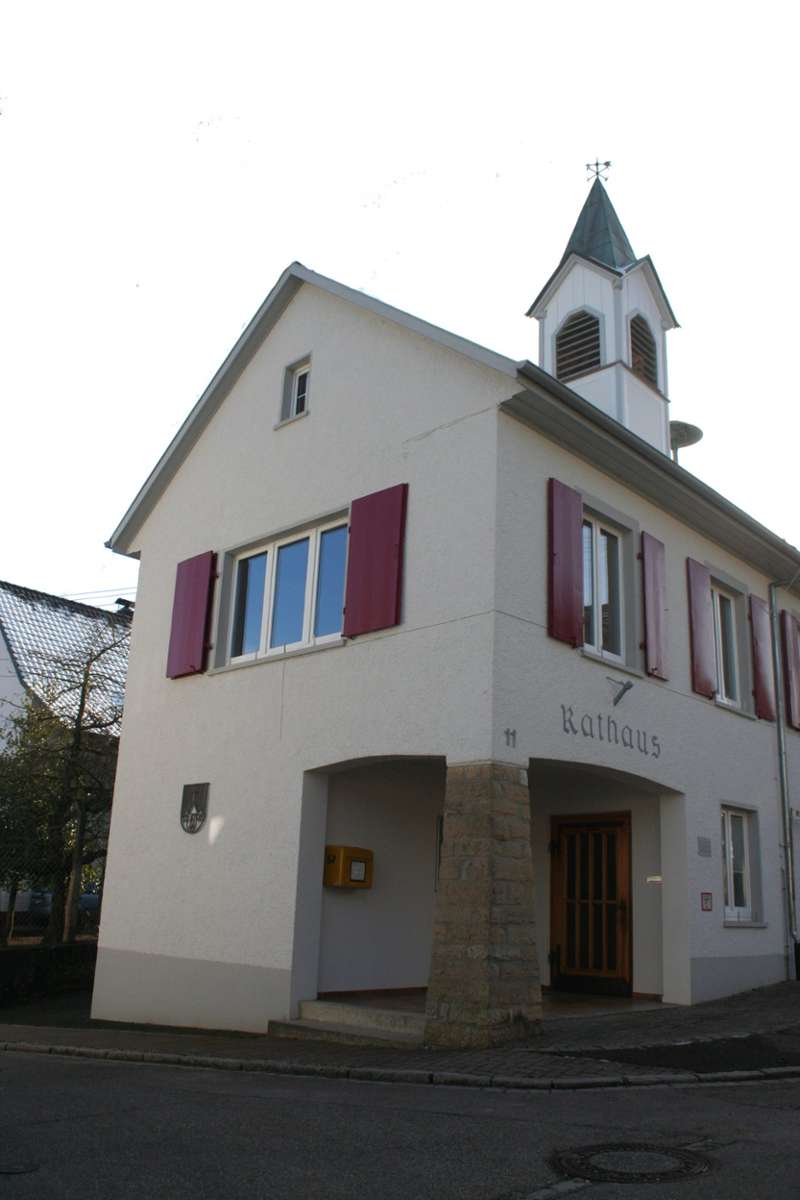 Efringen-Kirchen: Neuer Anstrich für Gerätehaus