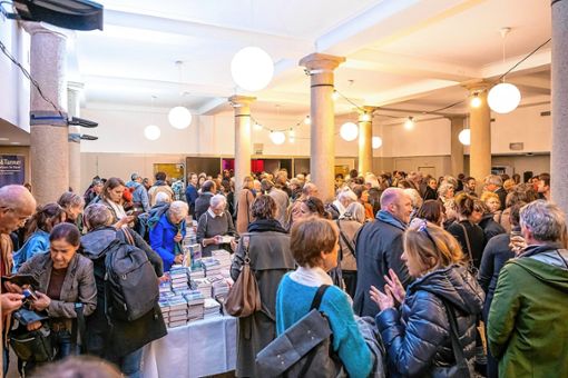 Literaturfreunde auf der Buch Basel 2018 Foto: Ben Koechlin