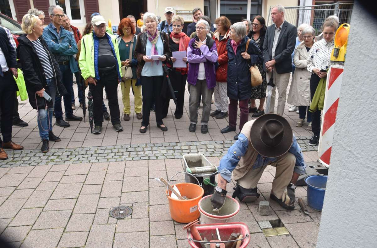Stolperstein Verlegung in  Schopfheim: Orte des Erinnerns inmitten der Stadt