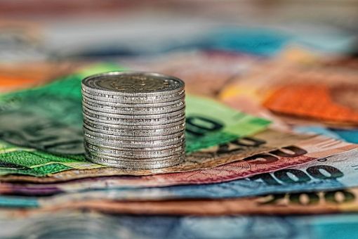 Dank Zuschüssen von 8,3 Millionen Euro muss Neuenburg nur 2,1 Millionen Euro aus Rücklagen entnehmen, um Investitionen von knapp 10,5 Millionen Euro zu stemmen. Symbolfoto: Pixabay Quelle: Unbekannt