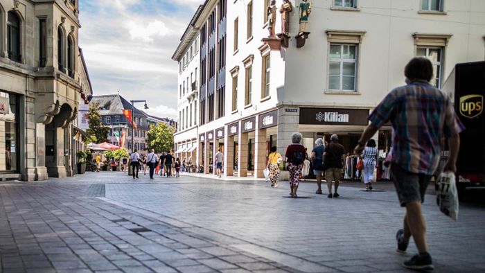 Lörracher Innenstadt: Eine gute Gestaltung der Schaufenster ist der Wegweiser ins Geschäft