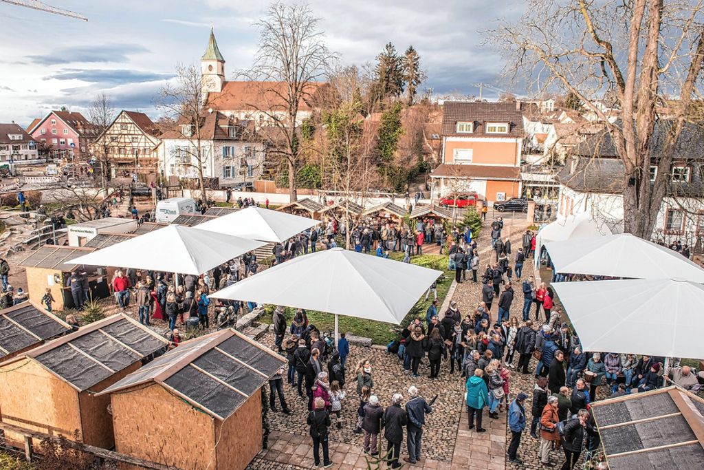 Schliengen: Weihnachtsmarkt im Schliengener Schlosspark mit viel Live-Musik