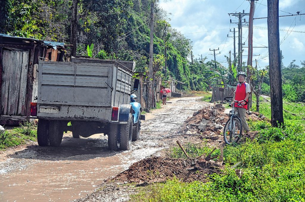 Kandern: Kuba mit dem Fahrrad erkundet