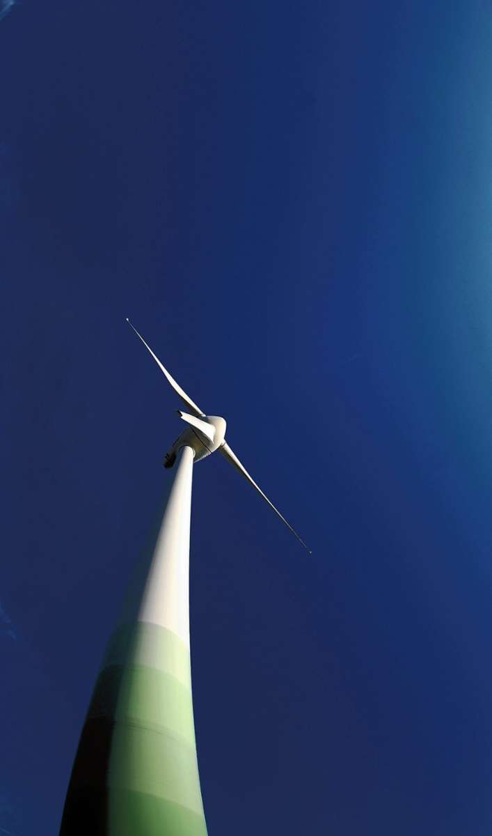 Das Thema Windkraft auf den Blauen bleibt im Gespräch. Foto: sba/Julian Stratenschulte