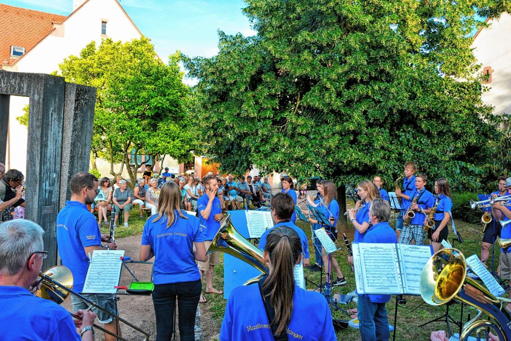Weil am Rhein: Flotte Musikstücke bei „offener Probe“