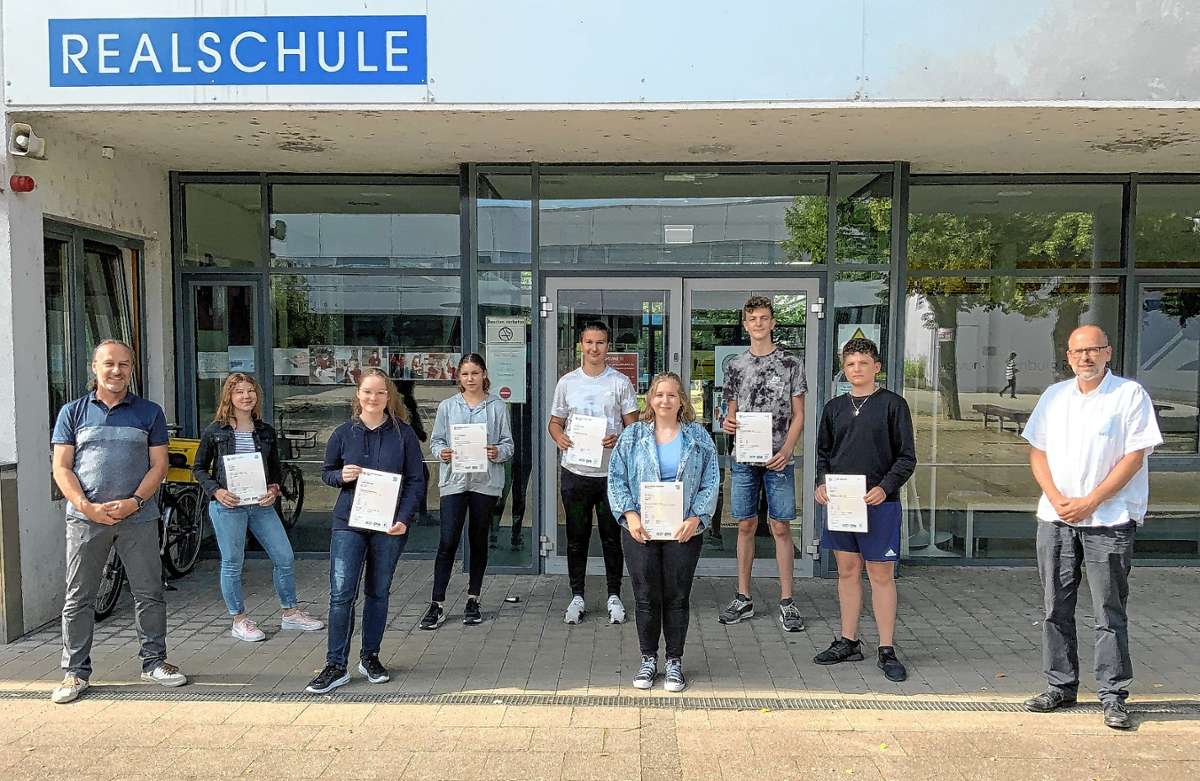 Neuenburg: Englisch-AG absolviert Sprachzertifikat