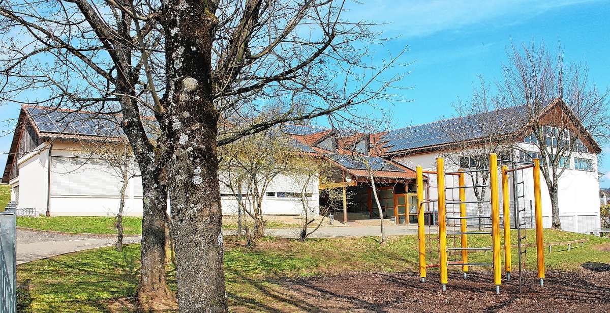 Schallbach: Grundschule erstrahlt in neuem Licht
