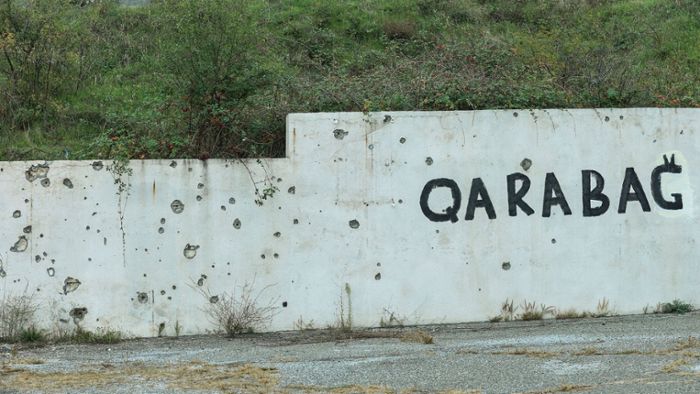 Konflikte: Kreml bestätigt Truppenabzug aus Karabach im Kaukasus