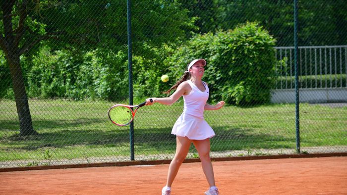 Tennis: Ettlingerinnen gewinnen alle Doppel