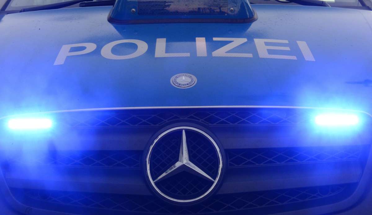 Maulburg : Auto angefahren: Polizei sucht Zeugen
