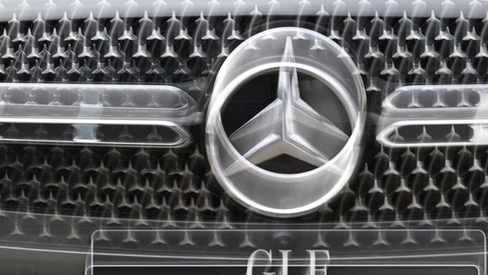 Autohersteller: Mercedes-Benz ruft weltweit rund 261.000 SUVs zurück