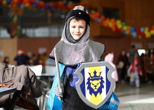 Lukas (7 Jahre): „Ich habe mich schon oft als Ritter verkleidet, weil ich das Kostüm mit dem Schwert toll finde. Aber mit Rittern spiele ich nicht gerne.“ Foto: Kristoff Meller Foto: mek
