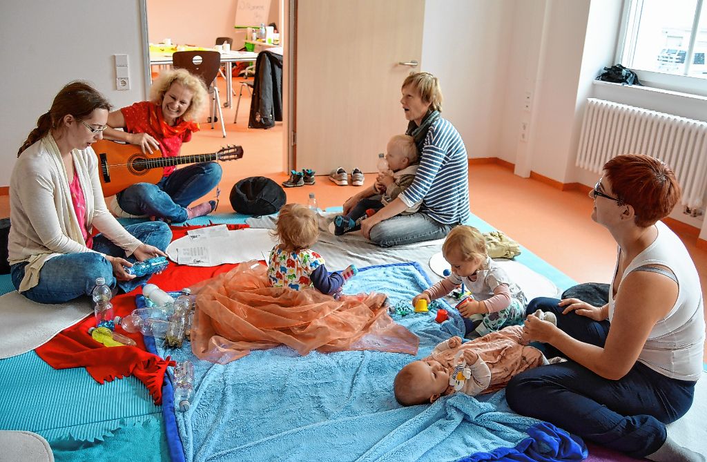 Rheinfelden: Kinder purzeln fröhlich über Matten