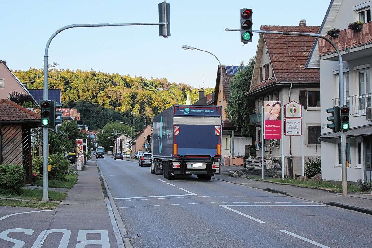 Schwörstadt: Verkehr „kriecht“ durch Schwörstadt